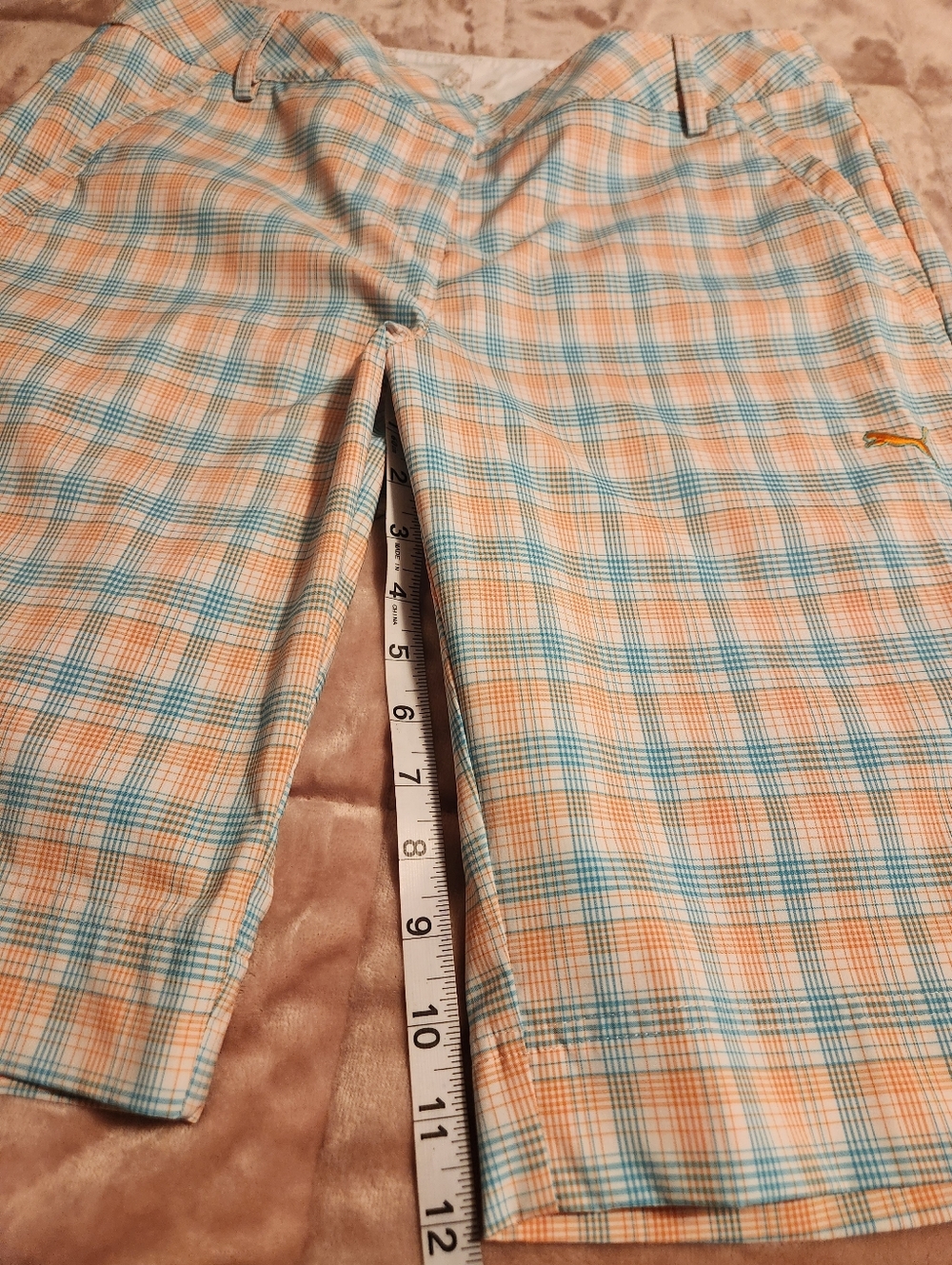 Like New Puma Peach and Teal Plaid Women's Dry Fit Golf Shorts Size 10 - Picture 6 of 11